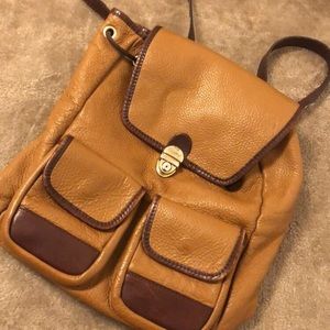 Valentina leather back bag 💼